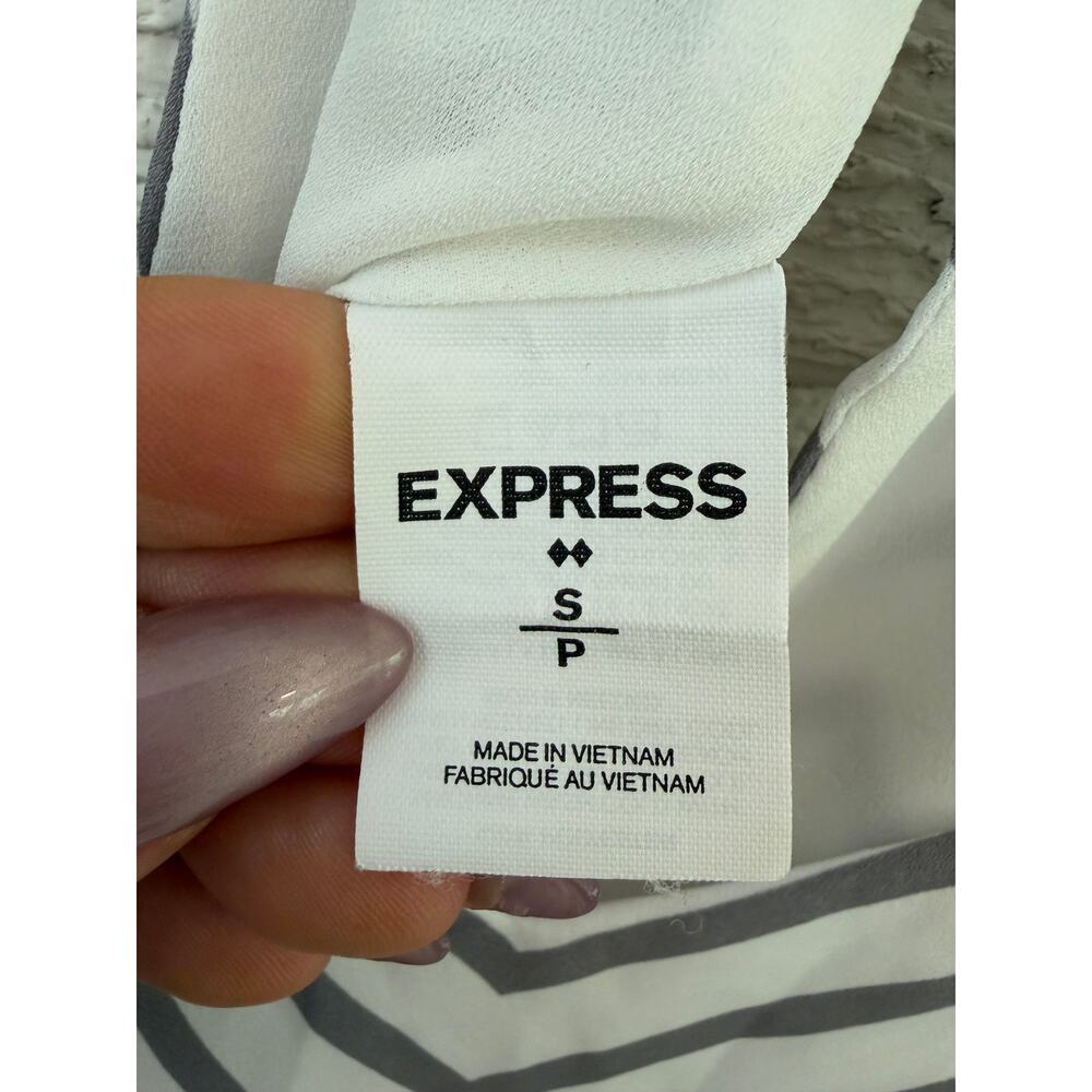 Express Striped Halter Tank Top Chevron Print Flowy Blouse Size Small - Picture 4 of 6